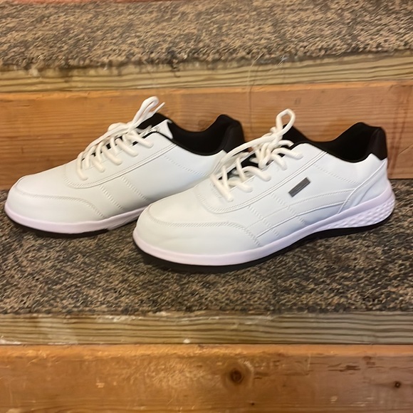 Brand New Fashion Sneakers - Picture 7 of 10